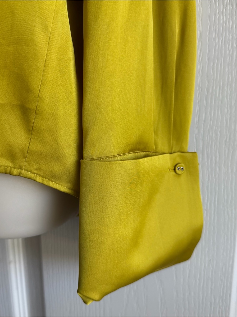 White House Black Market Satin Tuxedo Cuff Shirt - Picture 5 of 8